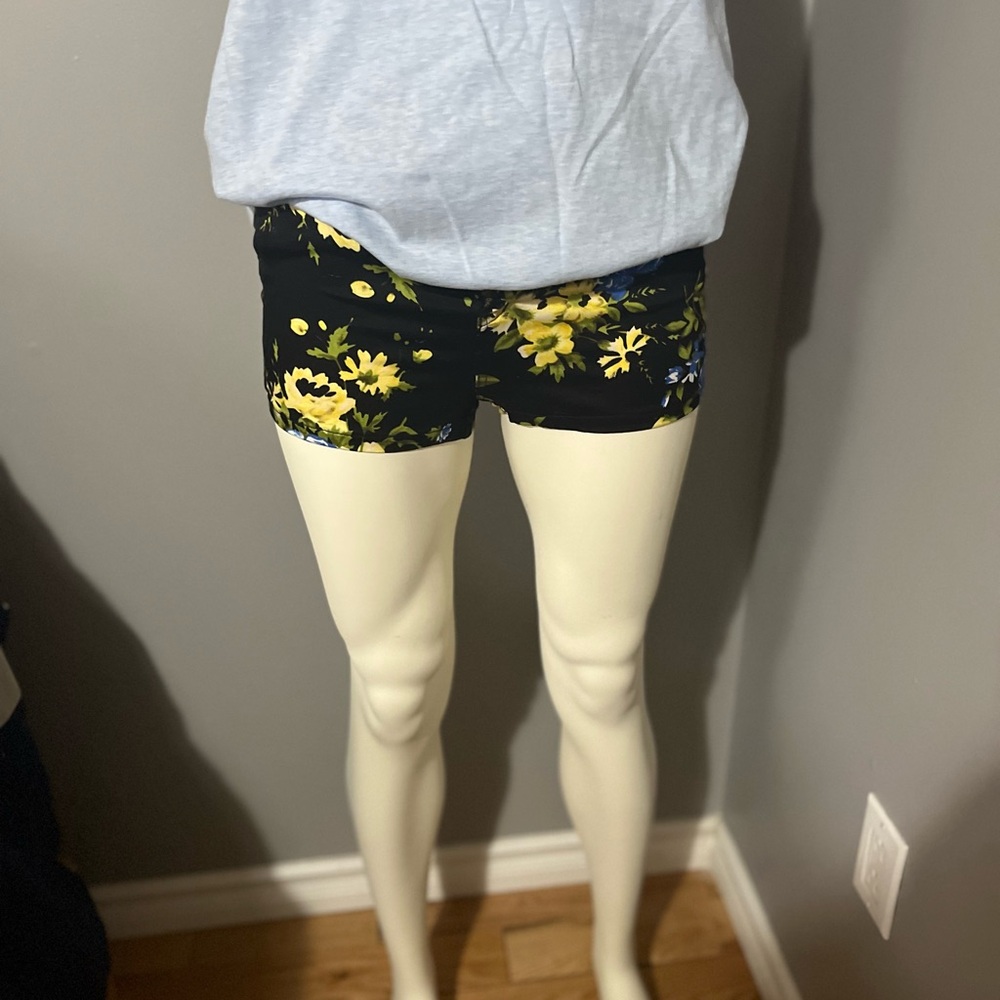 Parisian Works Black Floral High-Rise Shorts with Yellow & Blue Blooms